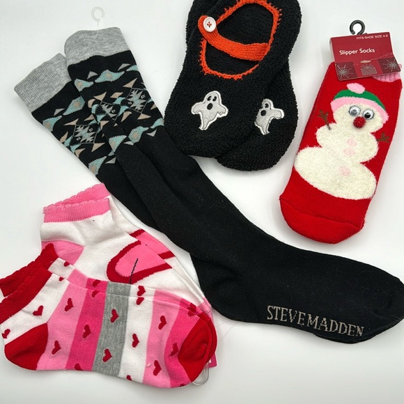 5 Pairs Holiday Theme Socks - Picture 1 of 5